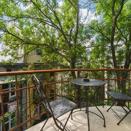 Modern Urban Escape - Old Town - By Upstairs Appartamento Cracovia