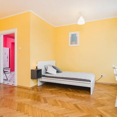 Modern Urban Escape - Old Town - By Upstairs Cracovia